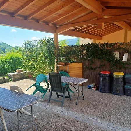 Cascina Legnago Trilocale A 6 Chilometri Da Salo' Appartement Villanuova sul clisi Buitenkant foto