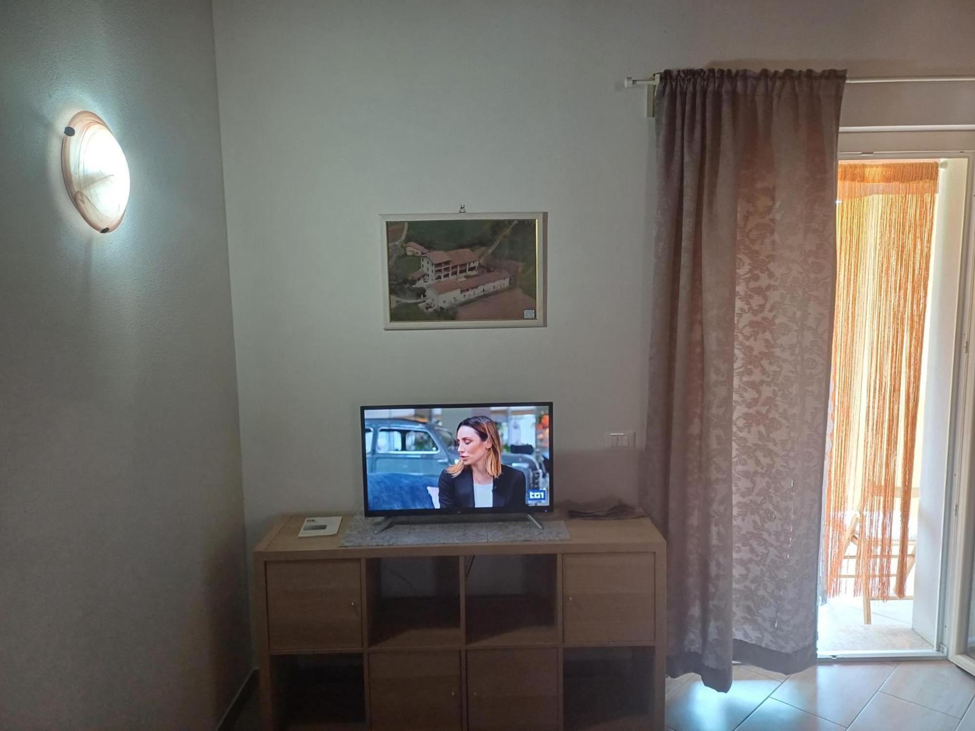 Cascina Legnago Trilocale A 6 Chilometri Da Salo' Appartement Villanuova sul clisi Buitenkant foto
