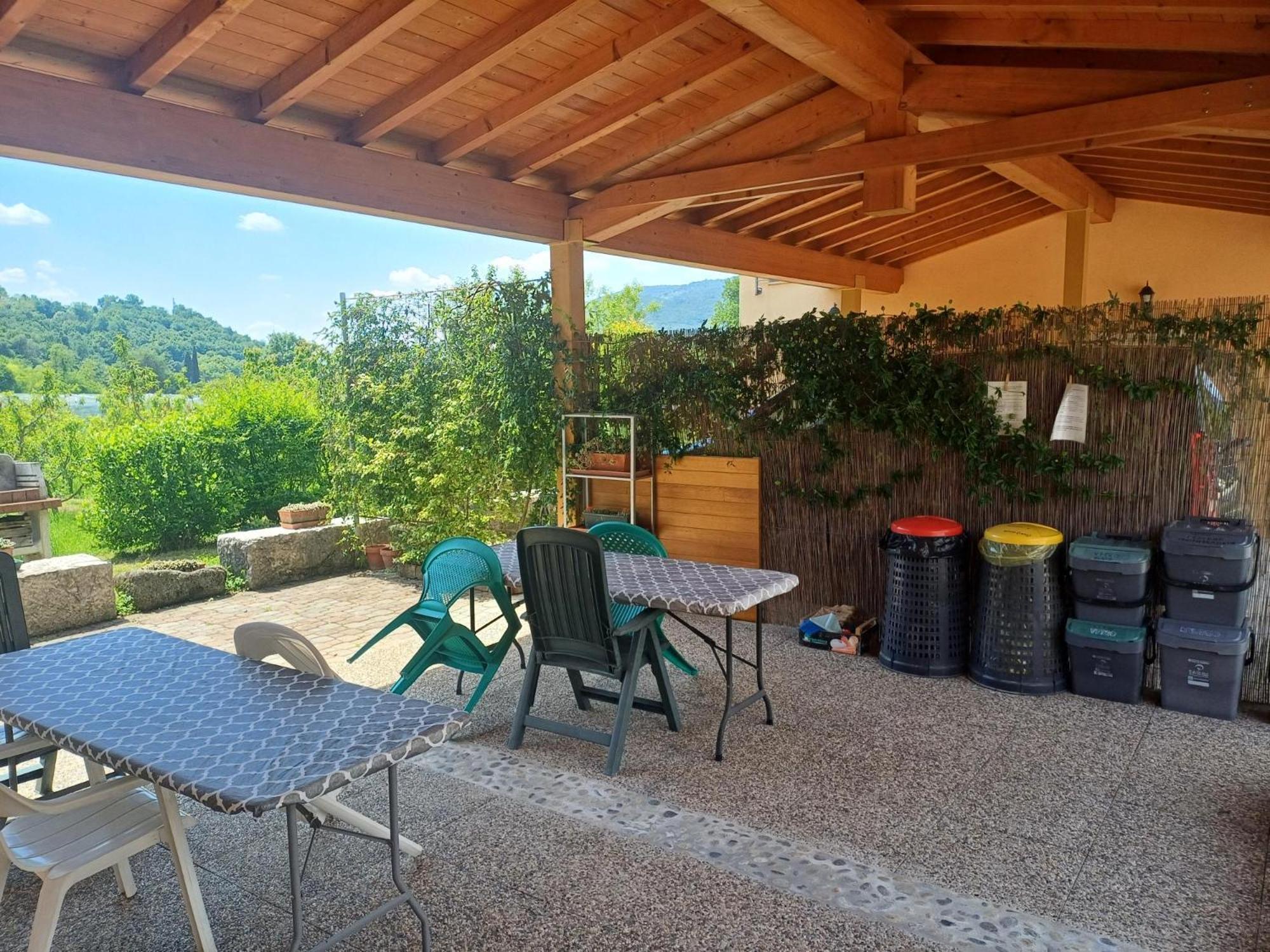 Cascina Legnago Trilocale A 6 Chilometri Da Salo' Appartement Villanuova sul clisi Buitenkant foto